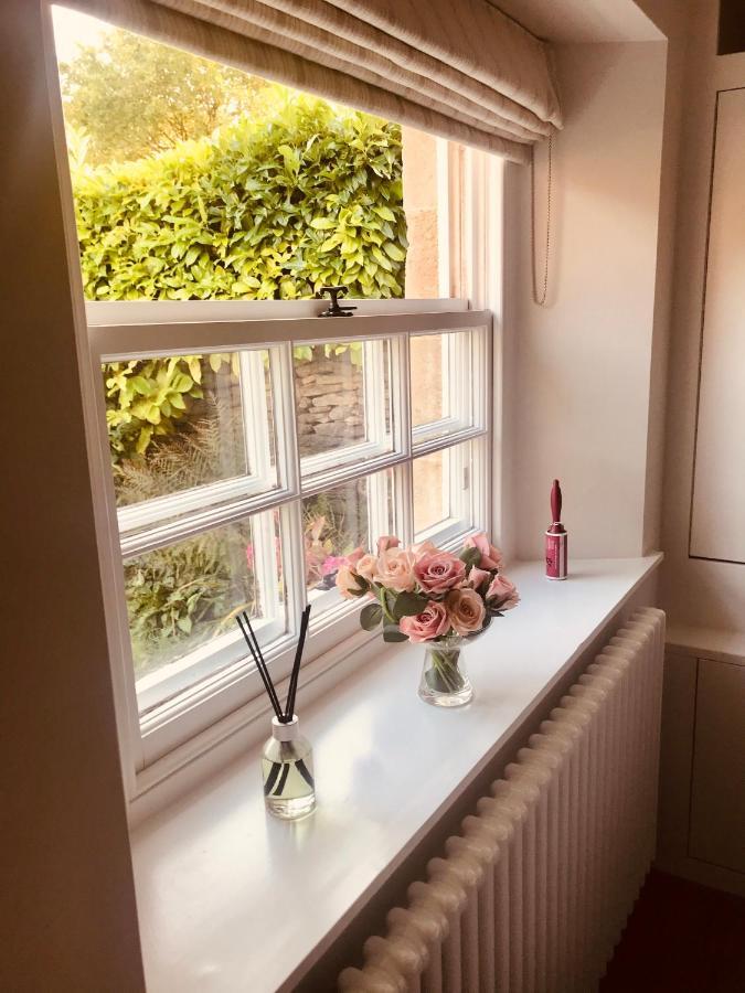 The Old Post Office Studio Apartment In A Beautiful Cotswold Village Cirencester Exteriör bild