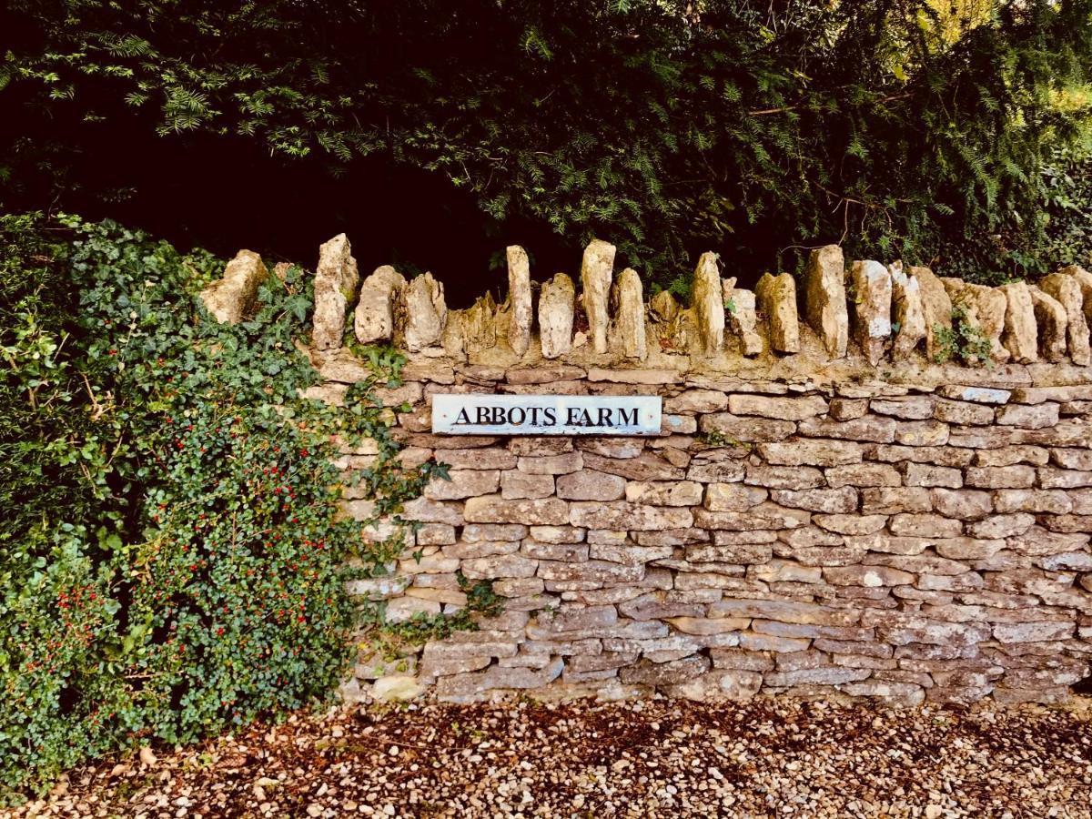 The Old Post Office Studio Apartment In A Beautiful Cotswold Village Cirencester Exteriör bild